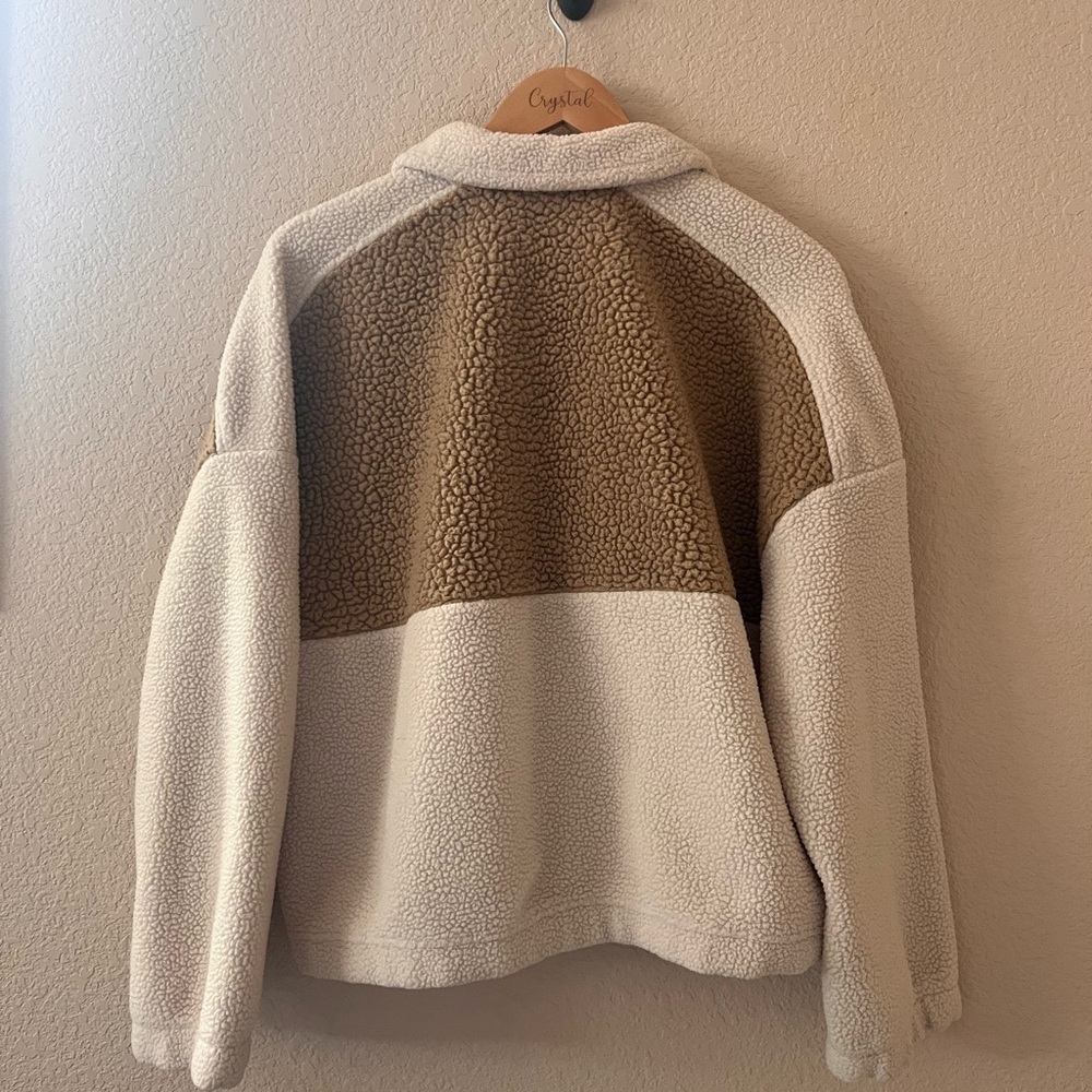 Columbia Women's Lodge Sherpa Pullover Quarter Zip in the "Chalk/Beach" - Picture 9 of 12